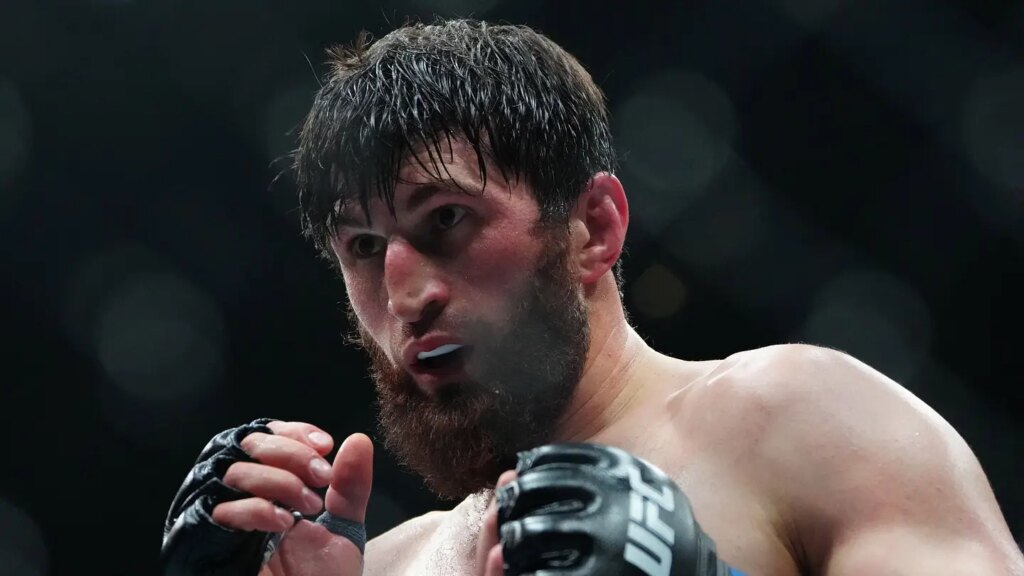 https://www.si.com/fannation/mma/news/ufc-abu-dhabi-magomed-ankalaev-vs-bogdan-guskov-fight-card-picks-predictions